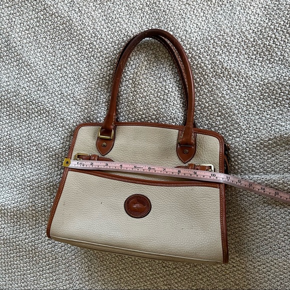 Vintage Dooney & Bourke Tan Purse - Picture 4 of 5